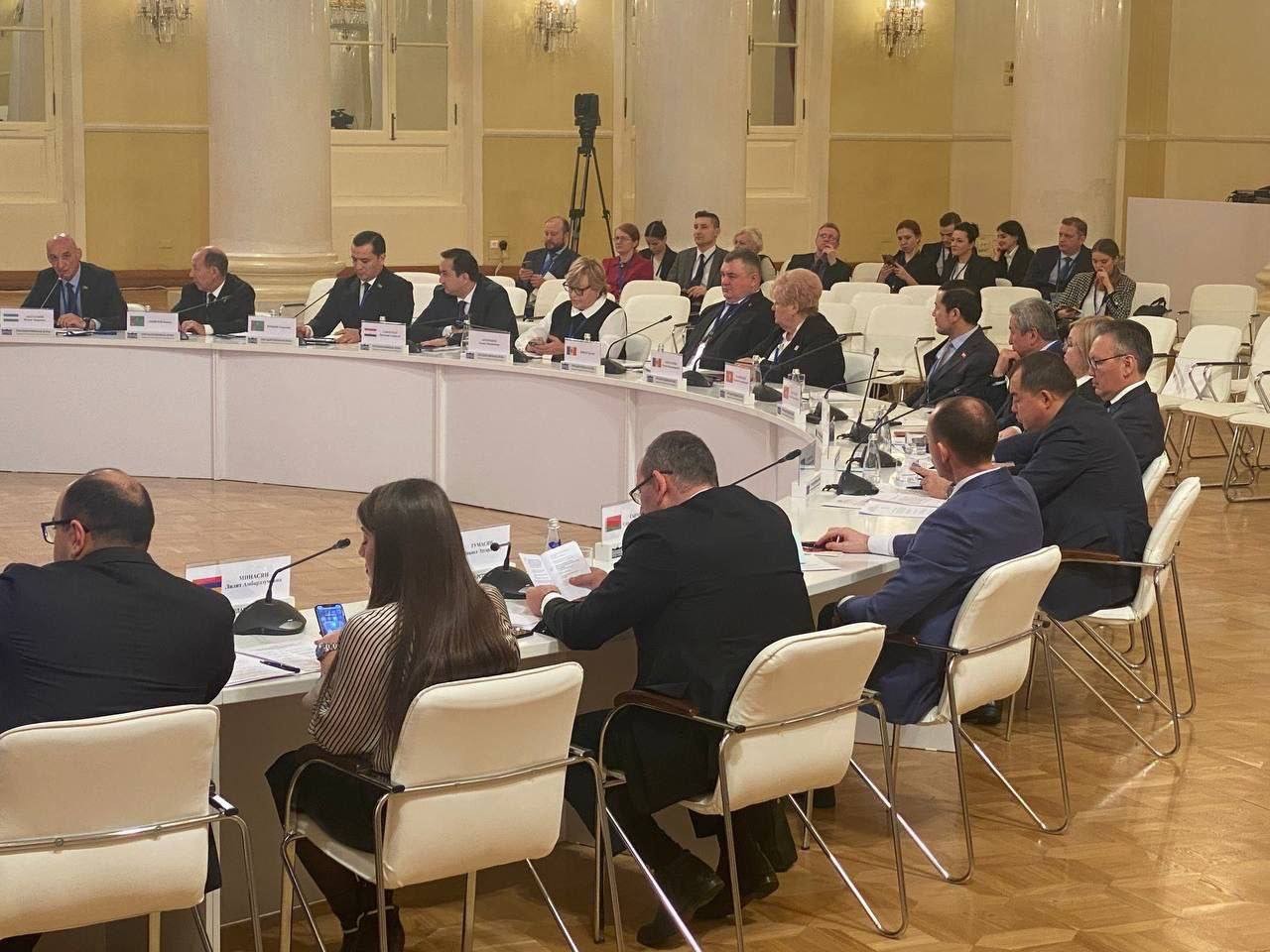 FOTO // Deputatul Partidului „ȘOR”, Reghina Apostolova, participă la o conferință interparlamentară CSI