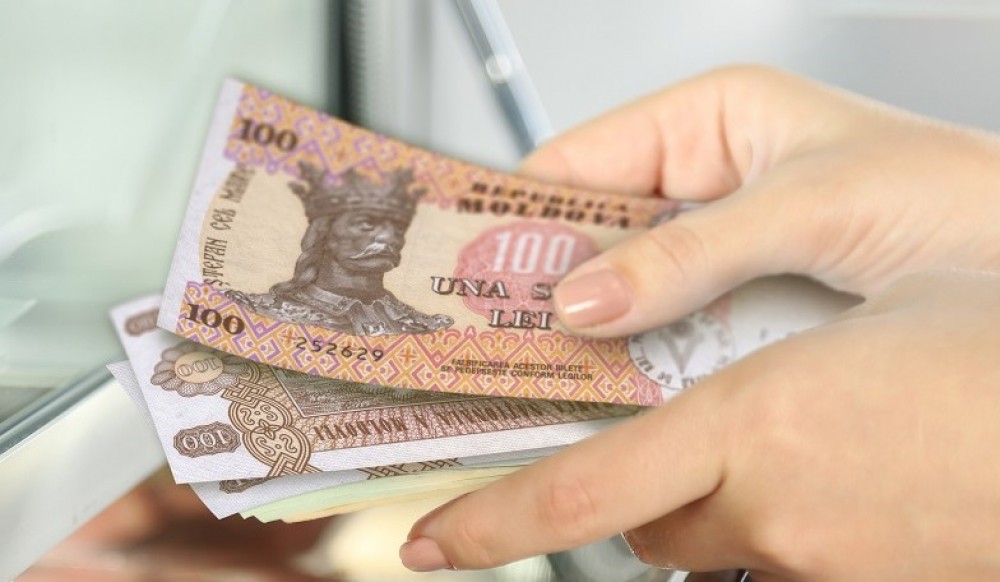 Noi SCUMPIRI care vor bate în buzunarul moldovenilor: S-au majorat tarifele serviciilor prestate de saloanele de coafură și estetică corporală