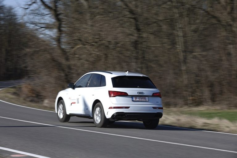 TOP 10 cele mai bune SUV-uri în 2022. Modele ideale pentru familiile cu mulți membri