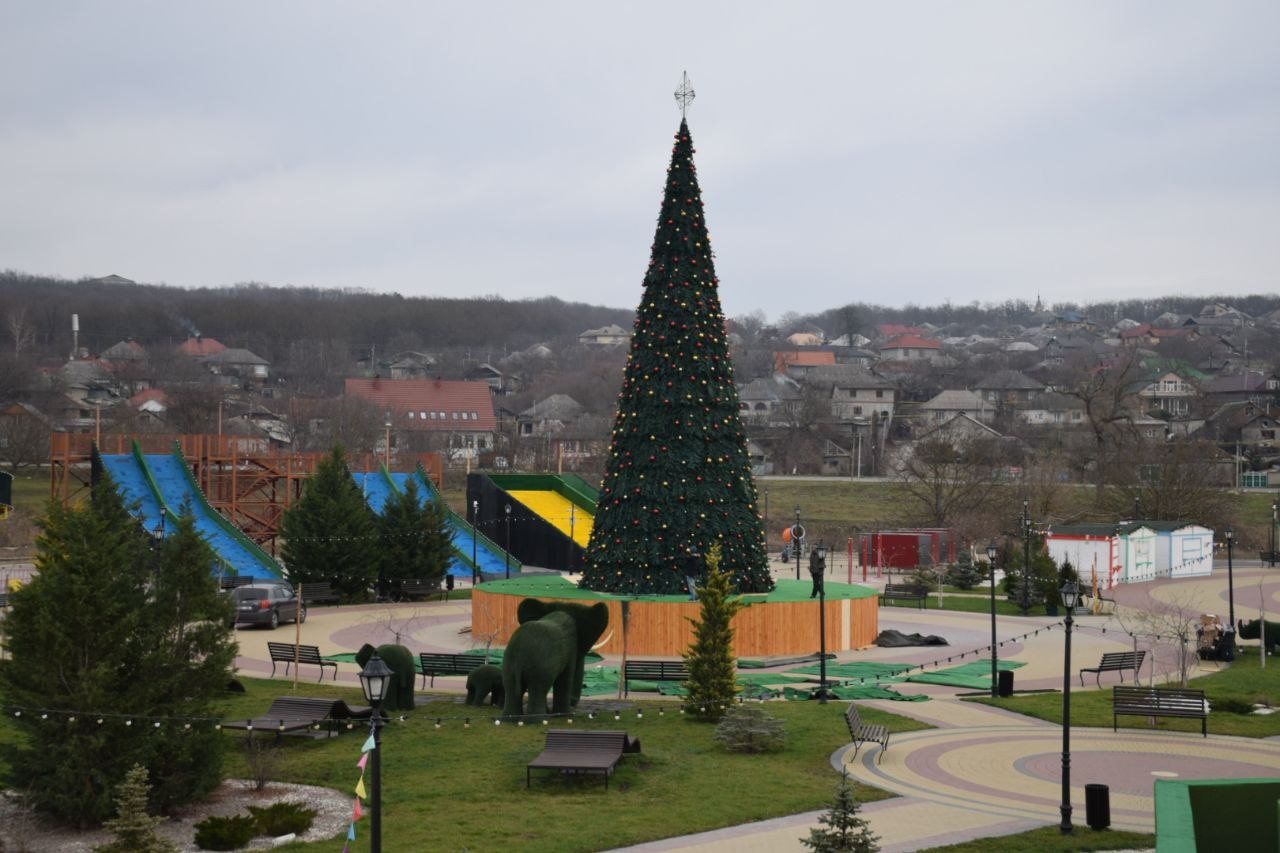 Sâmbătă, 24 decembrie, toată lumea este așteptată la OrheiLand, unde va fi deschis cel mai frumos Târg de Crăciun din țară