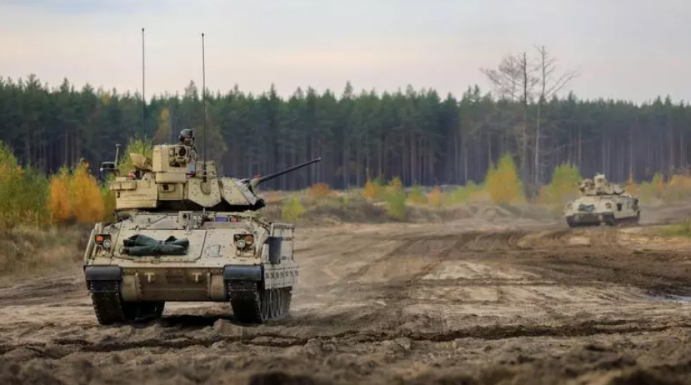 Vești proaste pentru Putin. SUA ar putea trimite Ucrainei vehicule de luptă „Bradley”