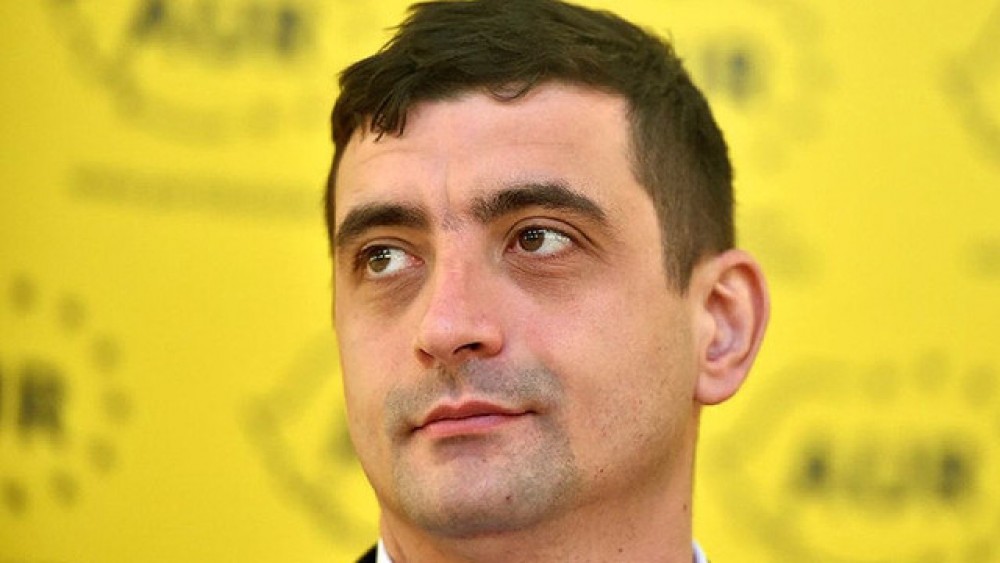 DEZVĂLUIRI ȘOC în politica de la București. Cine s-ar afla în spatele liderului AUR și reacția lui George Simion