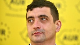 DEZVĂLUIRI ȘOC în politica de la București. Cine s-ar afla în spatele liderului AUR și reacția lui George Simion