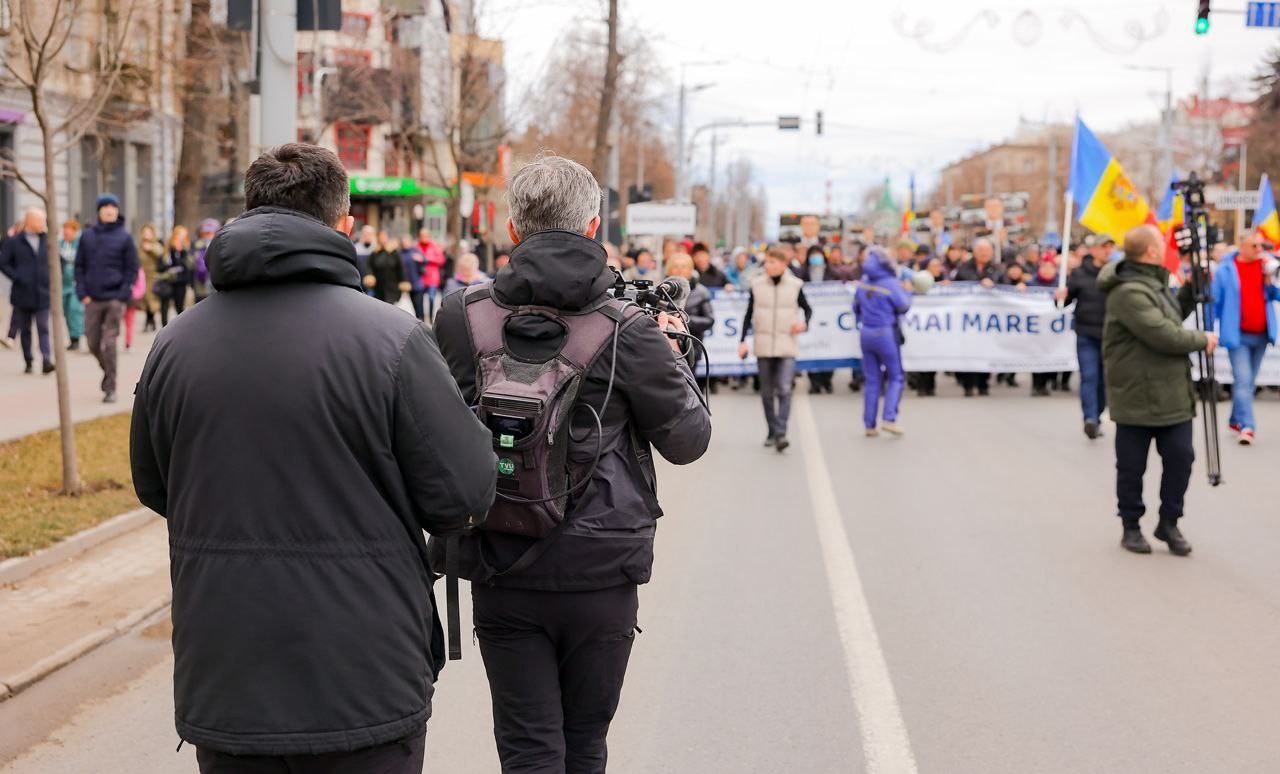 FOTO // Protestul Mișcării Pentru Popor a stârnit interesul internațional. Presa străină prezentă la eveniment