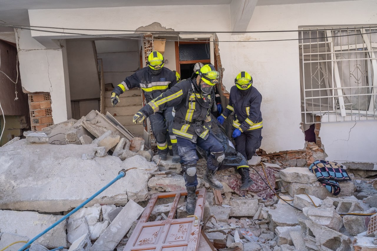 FOTO // Misiunea salvatorilor moldoveni în Turcia, prezentată în imagini