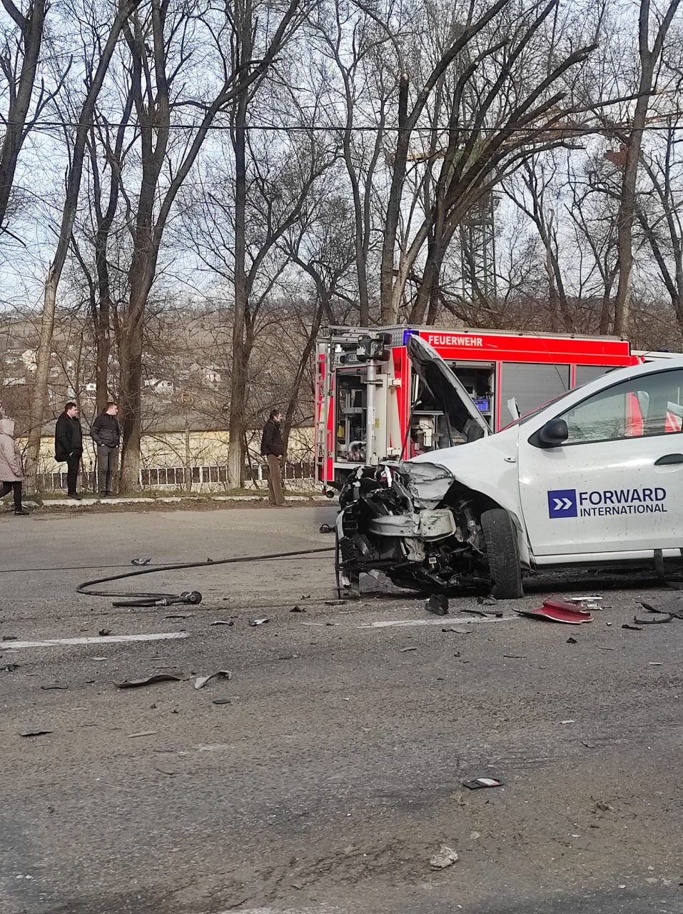 FOTO/VIDEO: Accident grav în capitală. Șoferul unui BMW ar fi murit pe loc