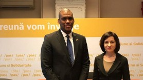 Ex-Ambasadorul SUA, Dereck Hogan, revine la Chișinău. Cu cine se va întâlni