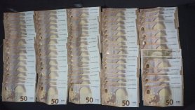 FOTO // Schemă de corupție la eliberarea permiselor de conducere. Lunar, 20 000 de euro erau colectați