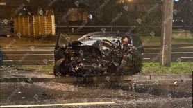GRAV accident nocturn în Chișinău. Șoferul a decedat după ce s-a tamponat cu un VW într-un pilon