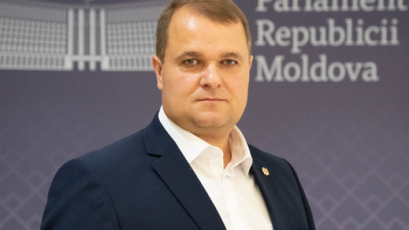 Alexandr Nesterovschi i-a îndemnat pe membrii și activiștii PSRM să se alăture noului proiect politic. Colectarea semnăturilor a început deja