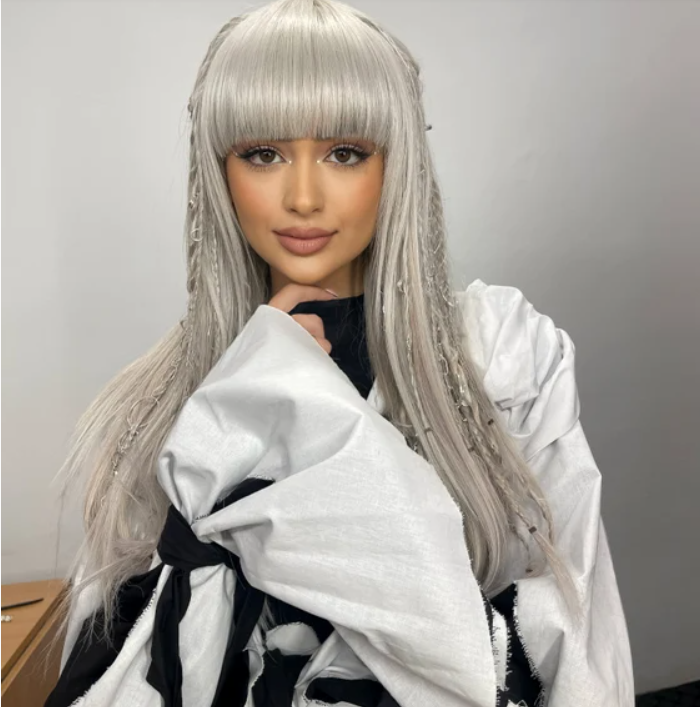 FOTO // Iuliana Beregoi de nerecunoscut. Schimbarea de look care a șocat fanii artistei de pe ambele maluri de Prut