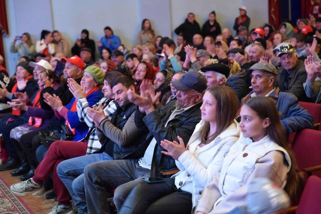 Peste 70 de întâlniri, la care au participat mii de oameni, au avut loc în Găgăuzia, în campania electorală pentru alegerea bașcanului