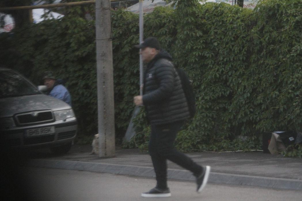 FOTO // Marcel Pavel, lecție de modestie pentru mulți artiști. Unde a fost surprins cântărețul