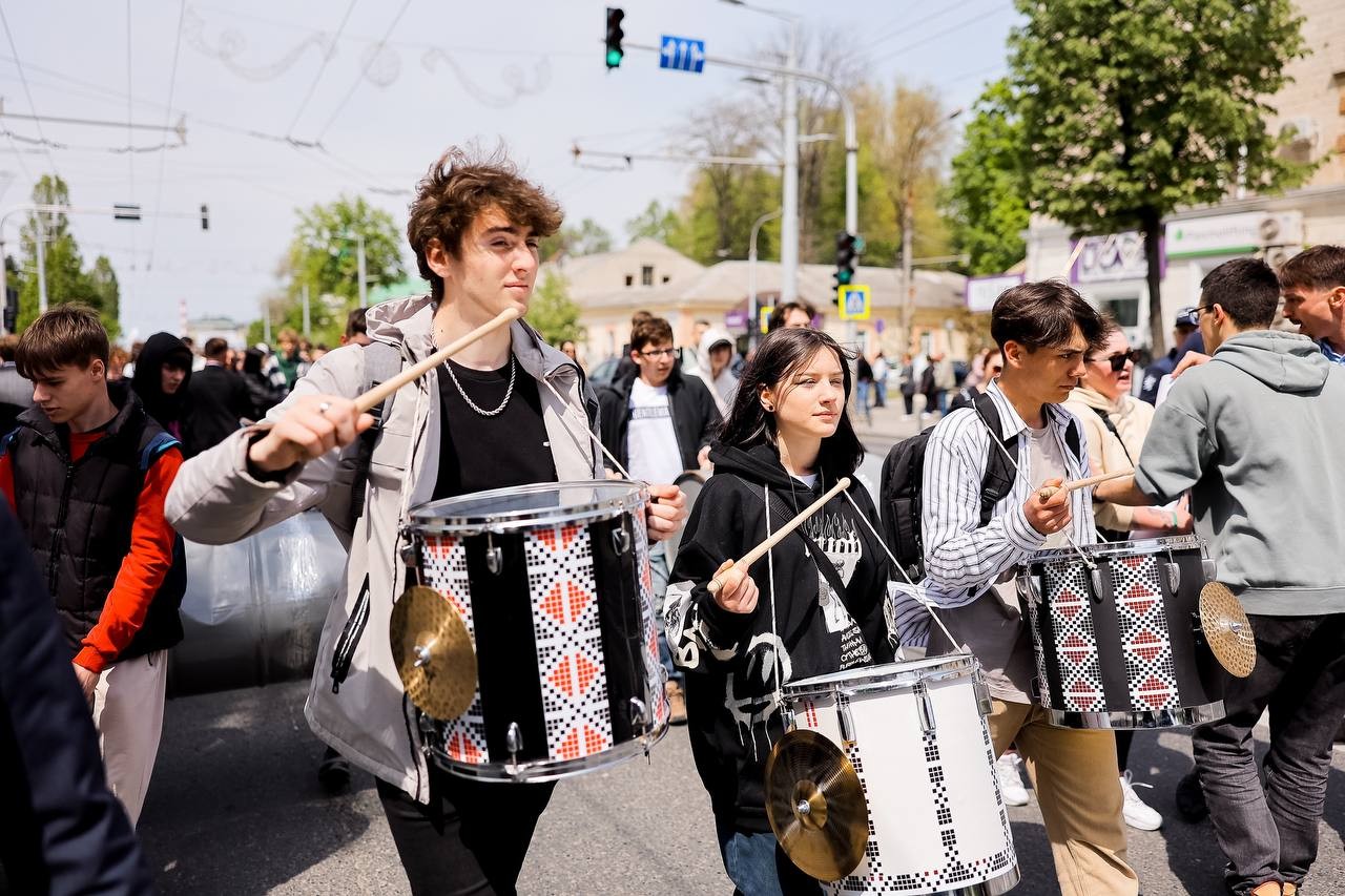 FOTO // Aproximativ 25 de mii de oameni, împiedicați să ajungă la Acțiunea de Rezistență Națională, organizată de Mișcarea Pentru Popor