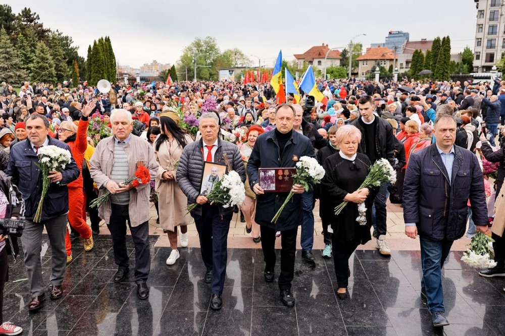 FOTO // „Regimentul Nemuritor” organizat la inițiativa lui Șor pe 9 mai: La eveniment ar fi participat circa 50 mii de oameni