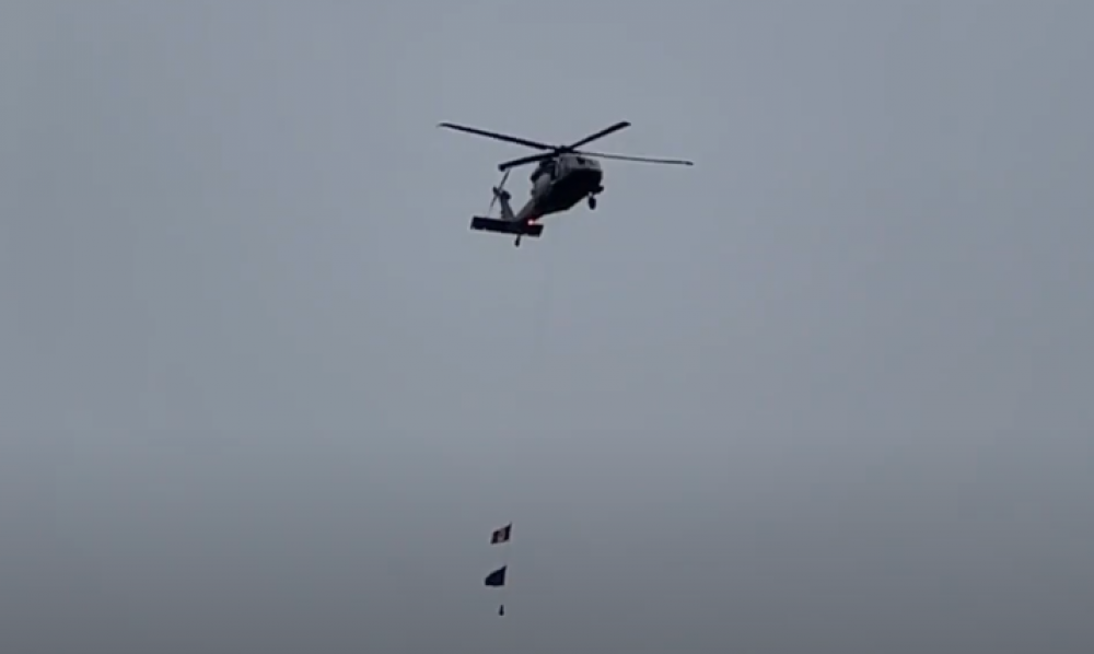 Elicopterul ”Black Hawk” și-a încheiat antrenamentele, printr-un moment inedit