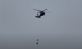 Elicopterul ”Black Hawk” și-a încheiat antrenamentele, printr-un moment inedit