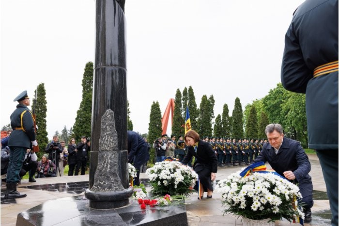 FOTO // Maia Sandu a participat la comemorarea victimelor celui de-al Doilea Război Mondial