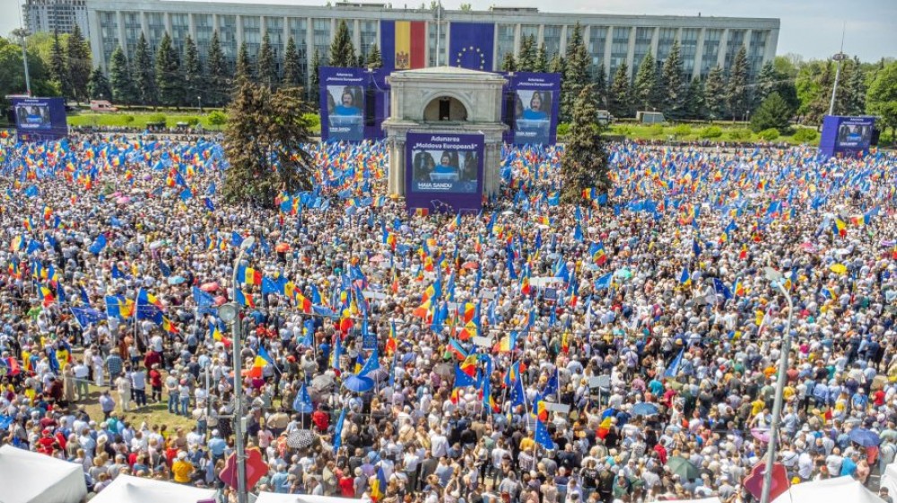 Câți bani de la buget s-au cheltuit pentru organizarea Adunării din 21 mai. Răspunsul Guvernului