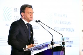 Recean promite: Vom cumpăra gaz mai ieftin