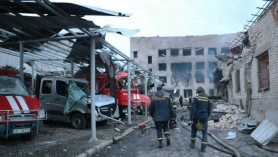 FOTO // Rușii au bombardat un spital din Ucraina. Sunt morți și răniți