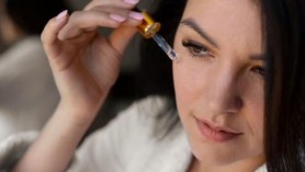 Secretul frumuseții: 7 uleiuri care îți mențin pielea tânără