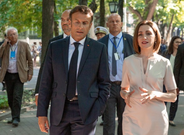 Maia Sandu vrea lefi mari pentru bugetari: ”Trebuie să fie la fel de buni ca cei care lucrează cu Macron sau cu Scholz”
