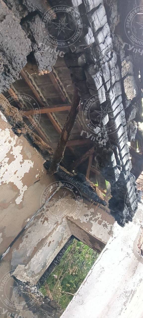 FOTO // Tragedie în Dubăsari: Un bărbat a ars în casă din cauza unei țigări nestinse