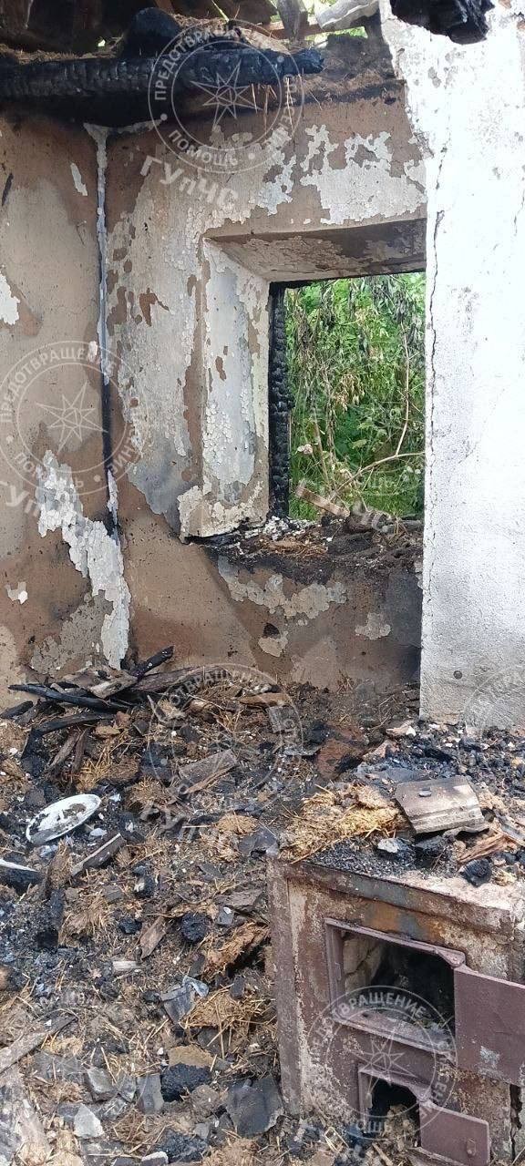 FOTO // Tragedie în Dubăsari: Un bărbat a ars în casă din cauza unei țigări nestinse