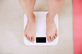 TERIFIANT // Un influencer de 21 de ani a murit într-o tabără de slăbit, încercând să dea jos cât mai repede 90 de kilograme