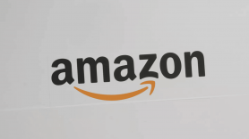 Vești bune pentru ucraineni: Amazon, Starbucks și alte zeci de companii care au sedii în Europa vor angaja și forma refugiați