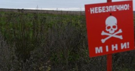 IMPRESIONANT // Cum fermierii deminează câmpurile din Ucraina