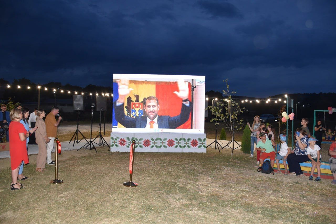 În satul Bolohan a fost inaugurat un parc modern pentru familiile din localitate. Proiect realizat de echipa lui Ilan Șor