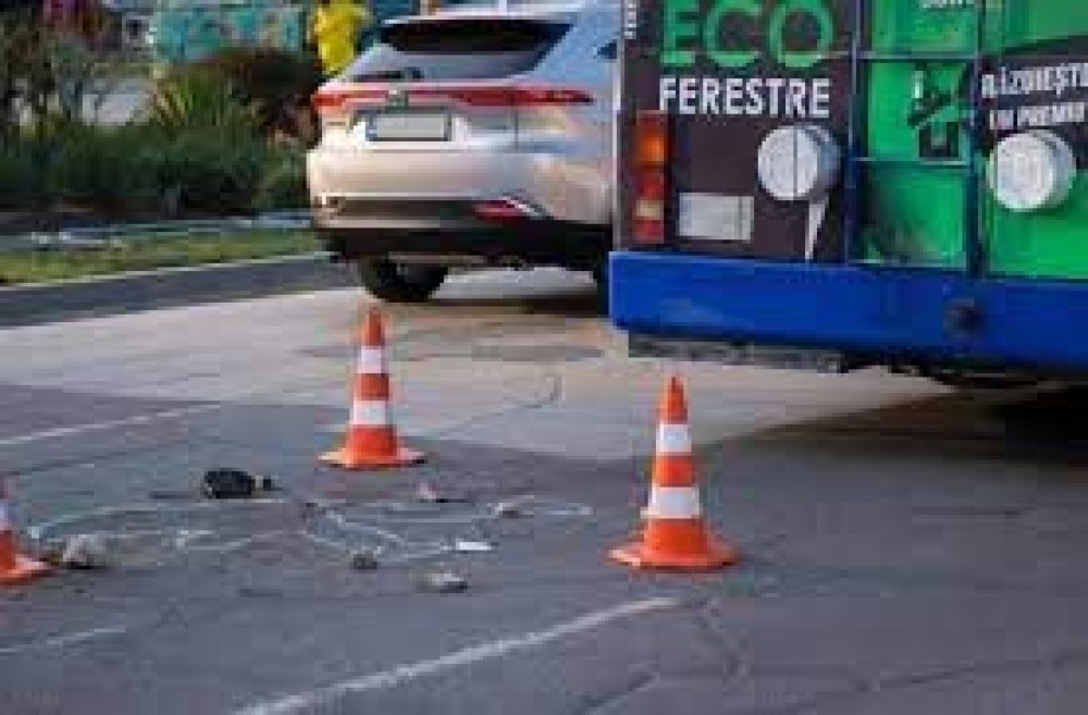 Șoferița de troleibuz implicată în accidentul mortal de la Ciocana rămâne în arest la domiciliu