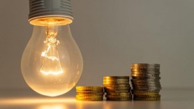 Vom plăti mai puțin pentru lumină. ANRE a stabilit noile prețuri la energia electrică