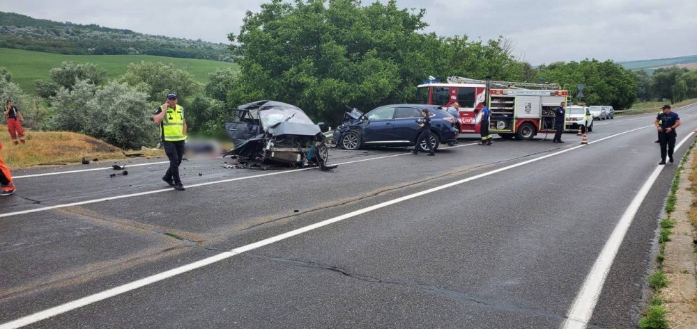 Accident TERIBIL la Orhei. Trei persoane, printre care un copil, au decedat, iar alți trei oameni au fost răniți