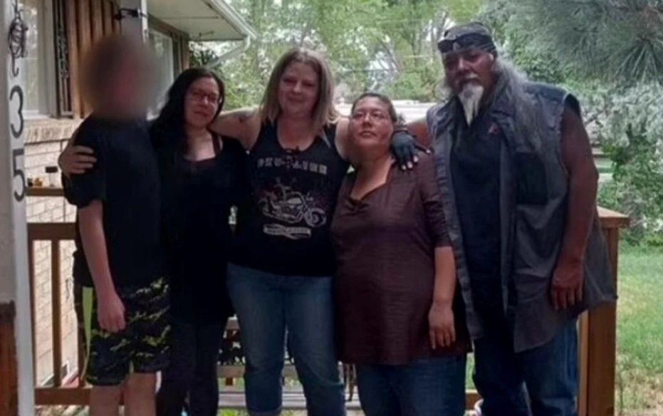 FOTO // ”Am încercat să îi oprim, dar ei nu au vrut să ne asculte”. Final tragic pentru o familie care a încercat să trăiască în pustietate