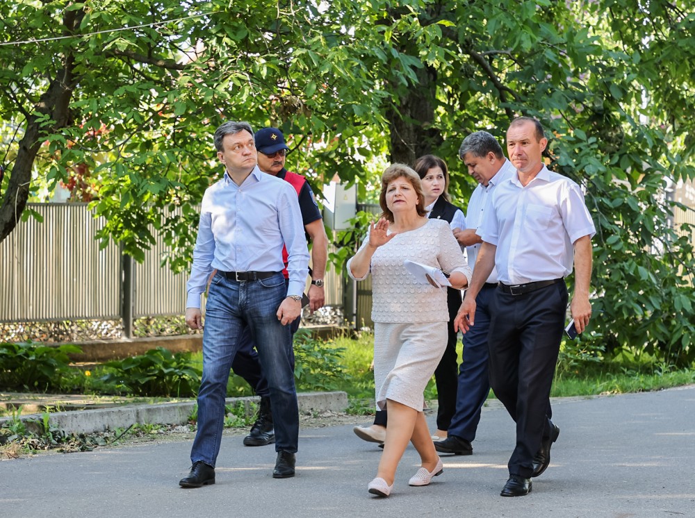 Dorin Recean, la Cupcini: „Solicit autorităților mai multă mobilizare în lichidarea consecințelor intemperiilor”