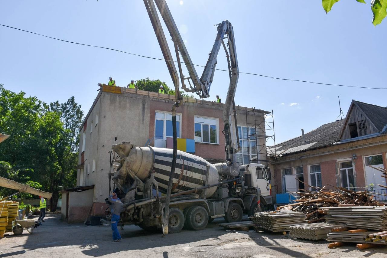 FOTO // Grădinița „Albinuța” din Orhei este modernizată. Echipa lui Șor promite condiții excelente pentru dezvoltare, joacă și recreere