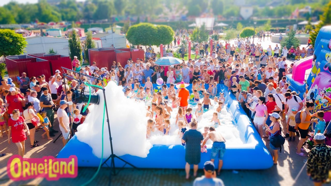 FOTO // Bucurie fără margini: Copiii din toate colțurile țării călătoresc gratuit spre Orheiland