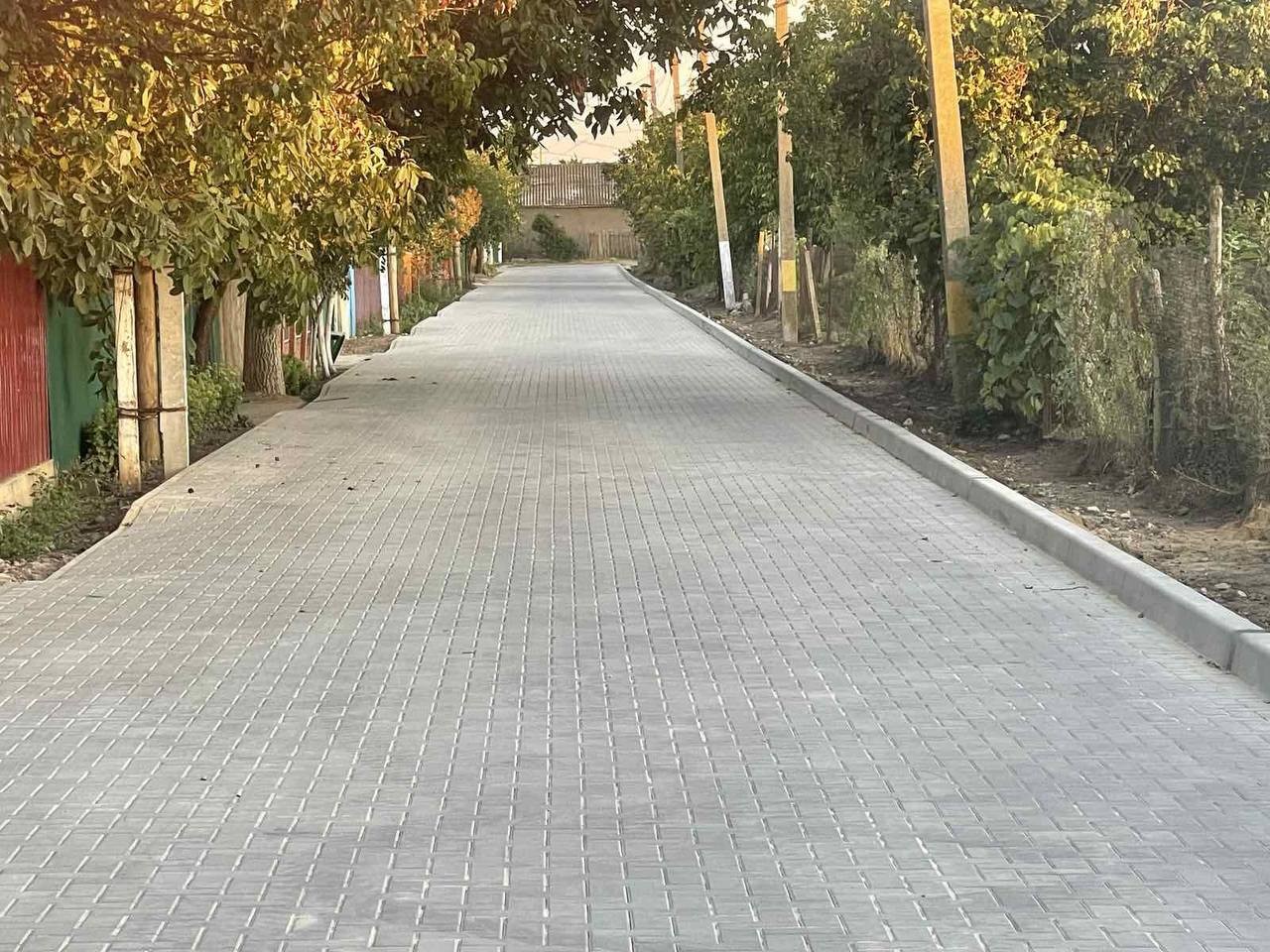 FOTO // Sărbătoare într-o localitate din Găgăuzia: Echipa lui Șor se laudă cu primul drum reparat din autonomie