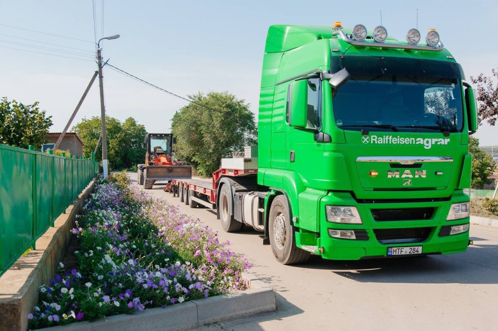 Echipa lui Șor și a noului bașcan din Găgăuzia continuă să construiască drumuri în satele din autonomie