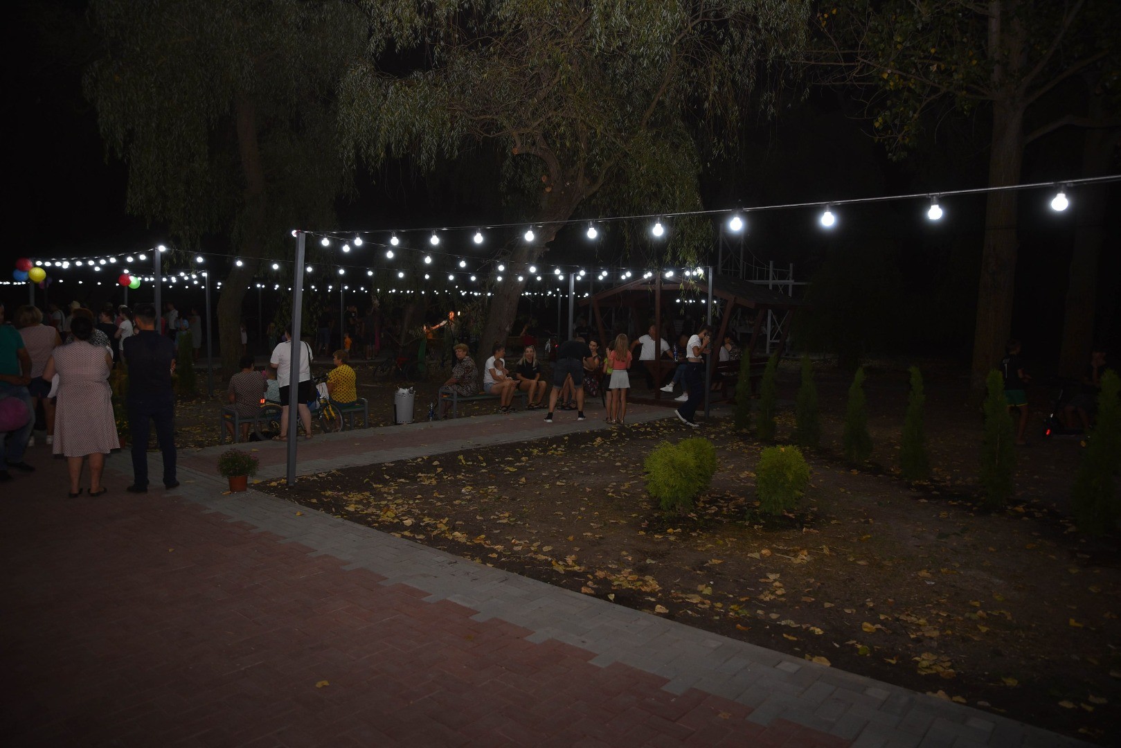 Satul Susleni se bucură de un Parc nou. Localitatea de baștină a lui Iurie Sadovnic, modernizată de echipa lui Șor