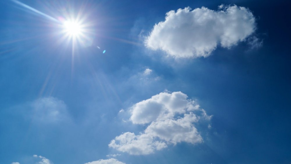Locul unde Soarele nu apune niciodată și este lumină 24 de ore pe zi. Cum este posibil