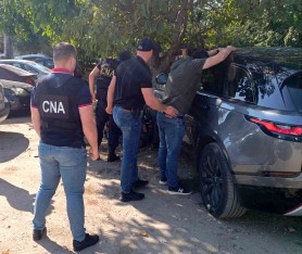 Un bărbat din Chișinău ar fi cerut 1500 de euro pentru scoaterea unui automobil cu numere de înmatriculare străine din baza de date a Serviciului vamal