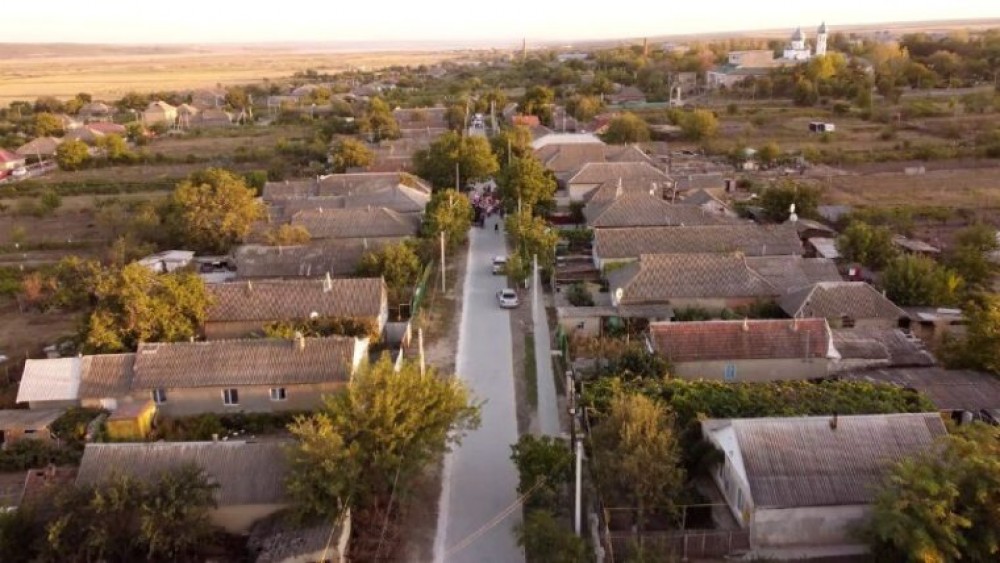 Găgăuzia devine „plai de vis”? 300 de metri de drum, reconstruite în Comuna Svetlîi