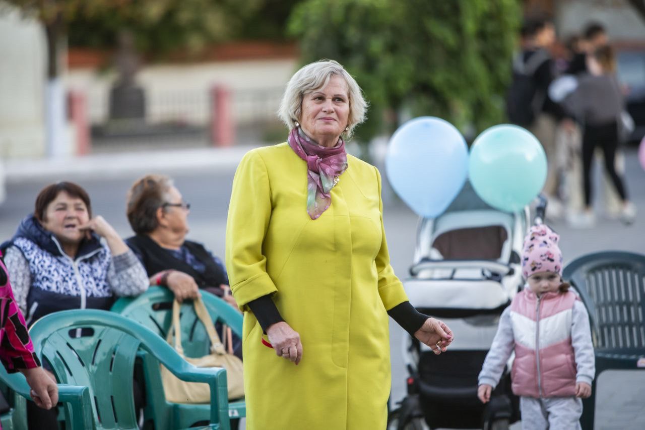 Bucurie și emoții frumoase pentru oameni din diferite generații. „Din tot Sufletul” dăruiește sărbătoare