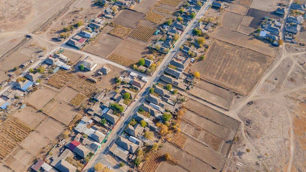 FOTO // Proiect de modernizarea satului Cotovscoe: Un kilometru din strada centrală, asfaltat de echipa Evgheniei Guțul, cu sprijinul lui Ilan Șor