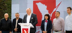 Vasile Bolea, candidatul partidului „Renaștere”, promite pâine cu 1 leu, apeduct și canalizare gratuite, dar și 3500 curți reparate