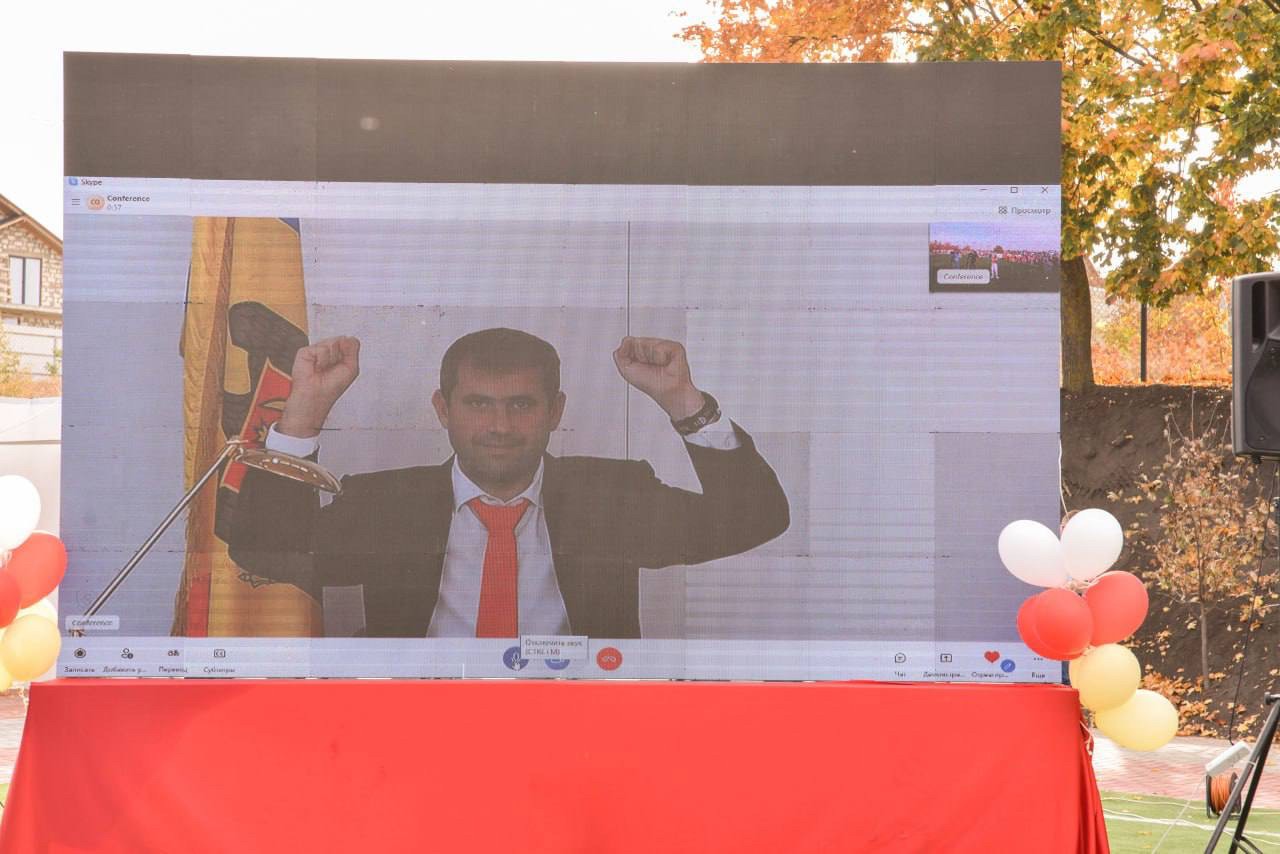 FOTO // Un nou complex sportiv inaugurat la Orhei în sectorul Lupoaica: Investițiile în sănătatea și educația tinerilor vor continua